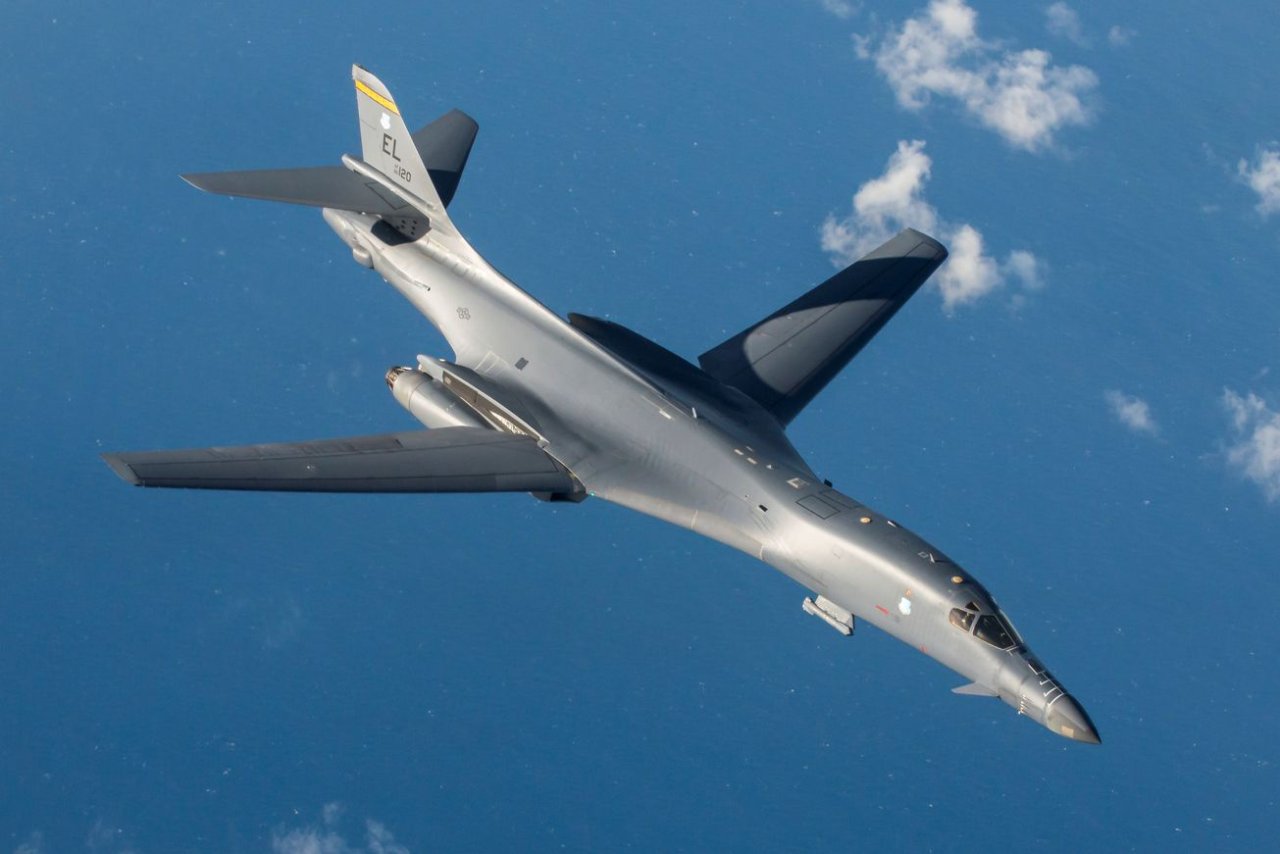 Why U.S. Air Force B-1B Bombers Just Completed A 24-hour Mission | The ...